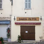 Vieil - La Clef Des Remparts 2bdr & 2 Bth With Balcony *